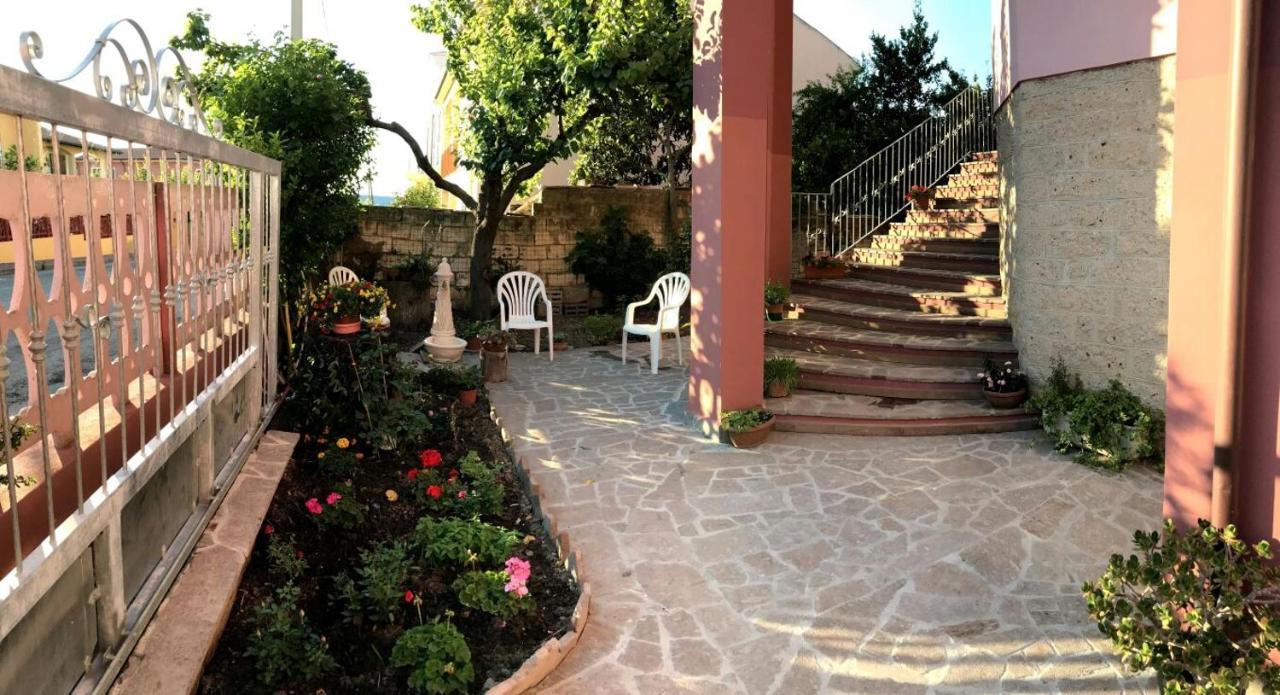 Casa Andreana Bed and Breakfast Uri Εξωτερικό φωτογραφία
